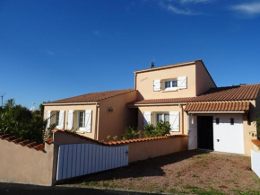 Maison paisible avec jardin, garage, WiFi, proche plage et commerces - FR-1-92-798